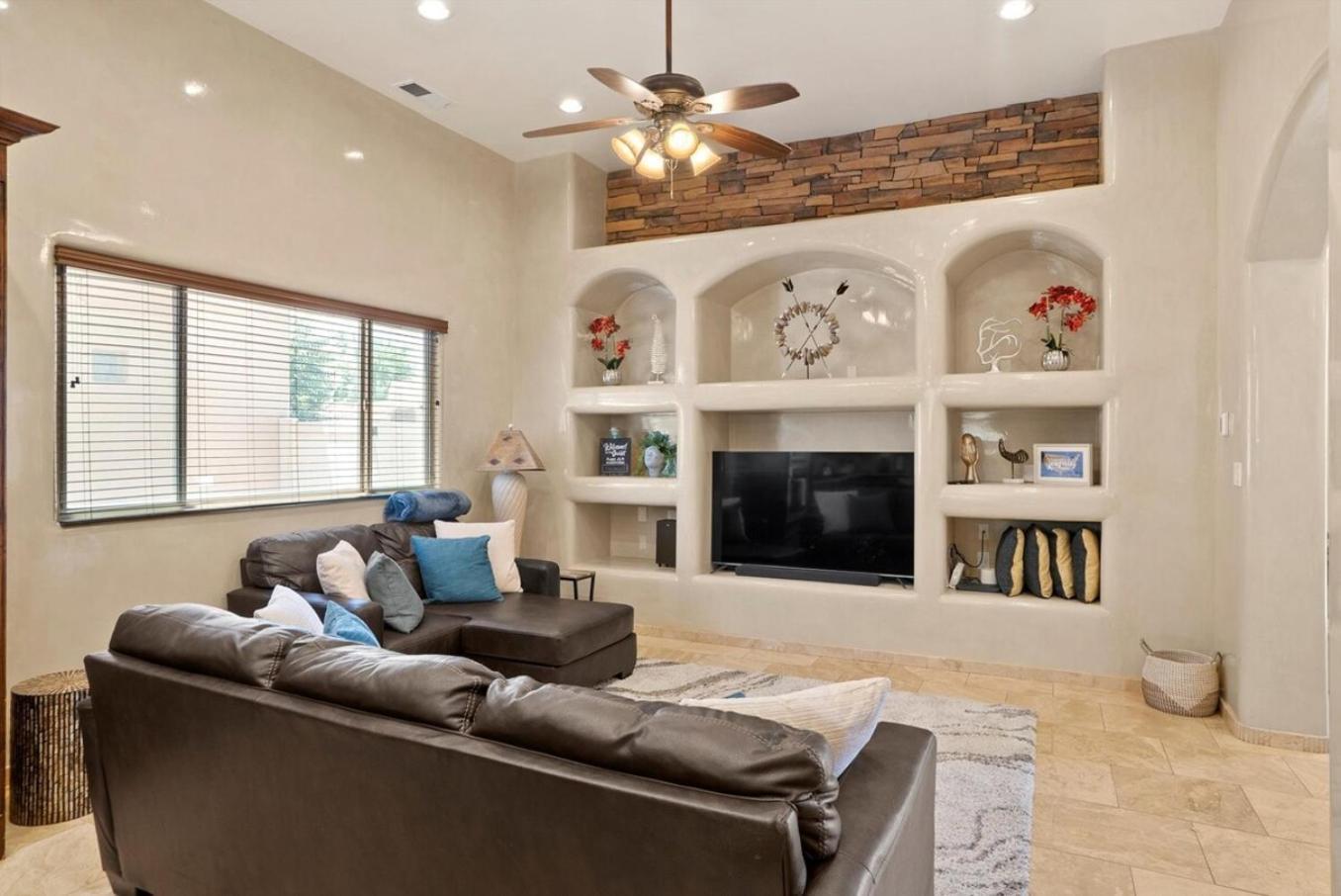 Luxury Tuscan Villa Near Old Town ألباكركي المظهر الخارجي الصورة