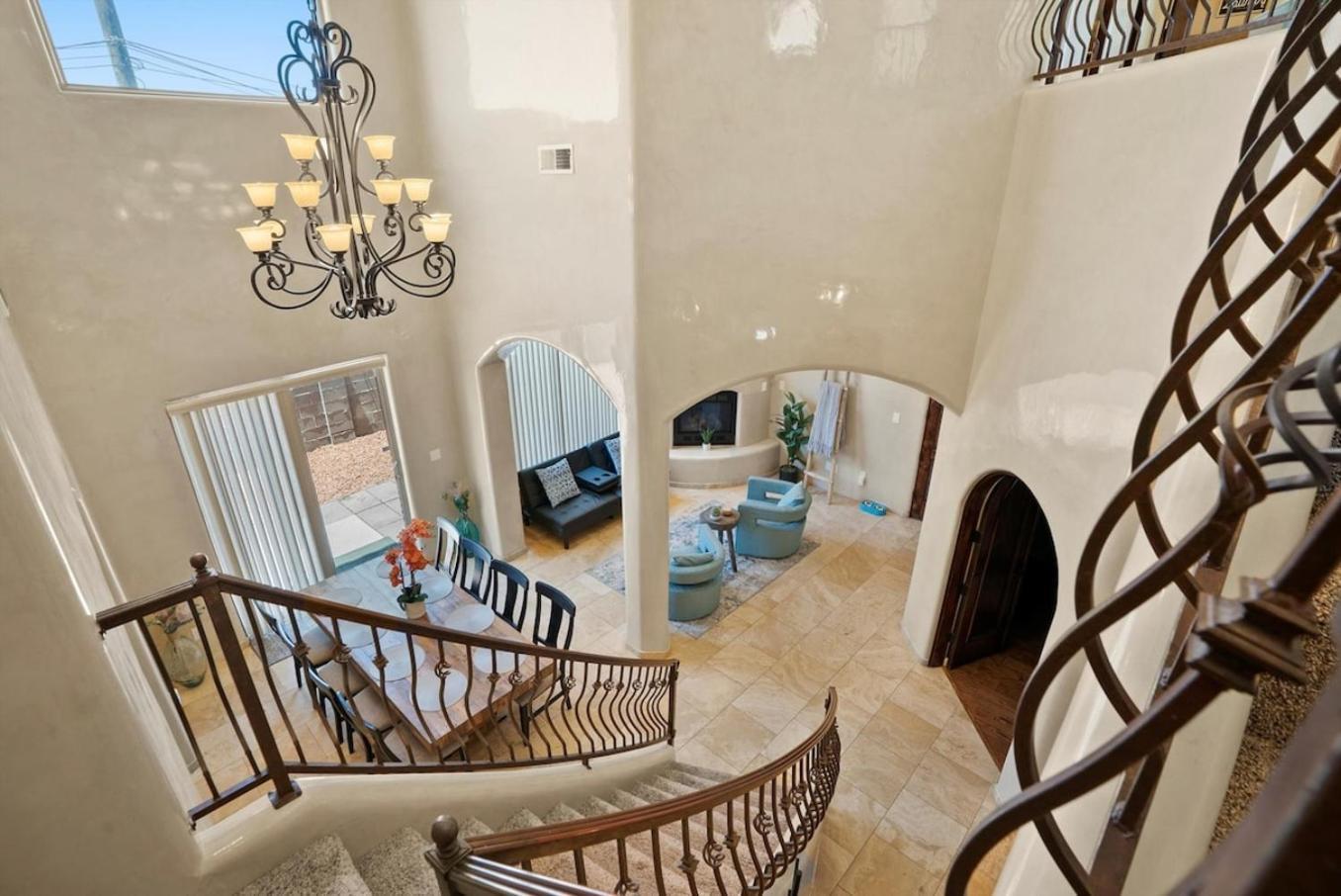 Luxury Tuscan Villa Near Old Town ألباكركي المظهر الخارجي الصورة