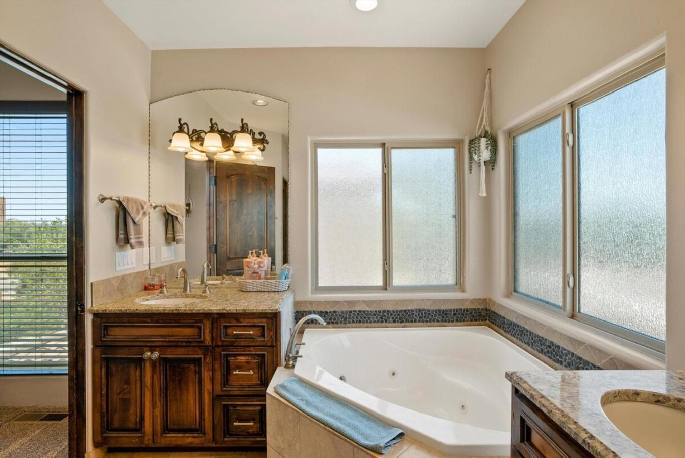 Luxury Tuscan Villa Near Old Town ألباكركي المظهر الخارجي الصورة